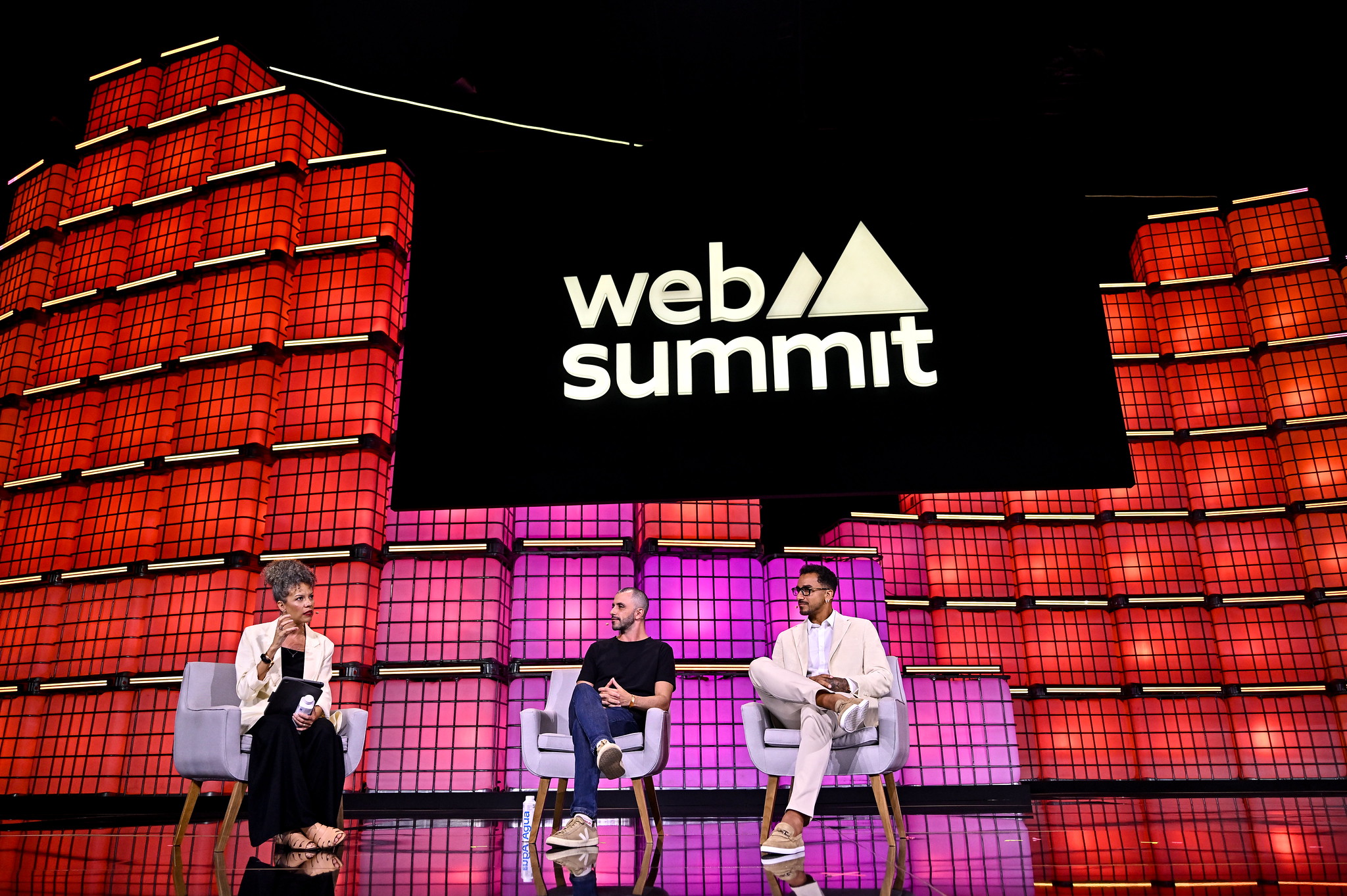 Cofundadores da VOZ exaltam a educação emocional no Web Summit Rio 