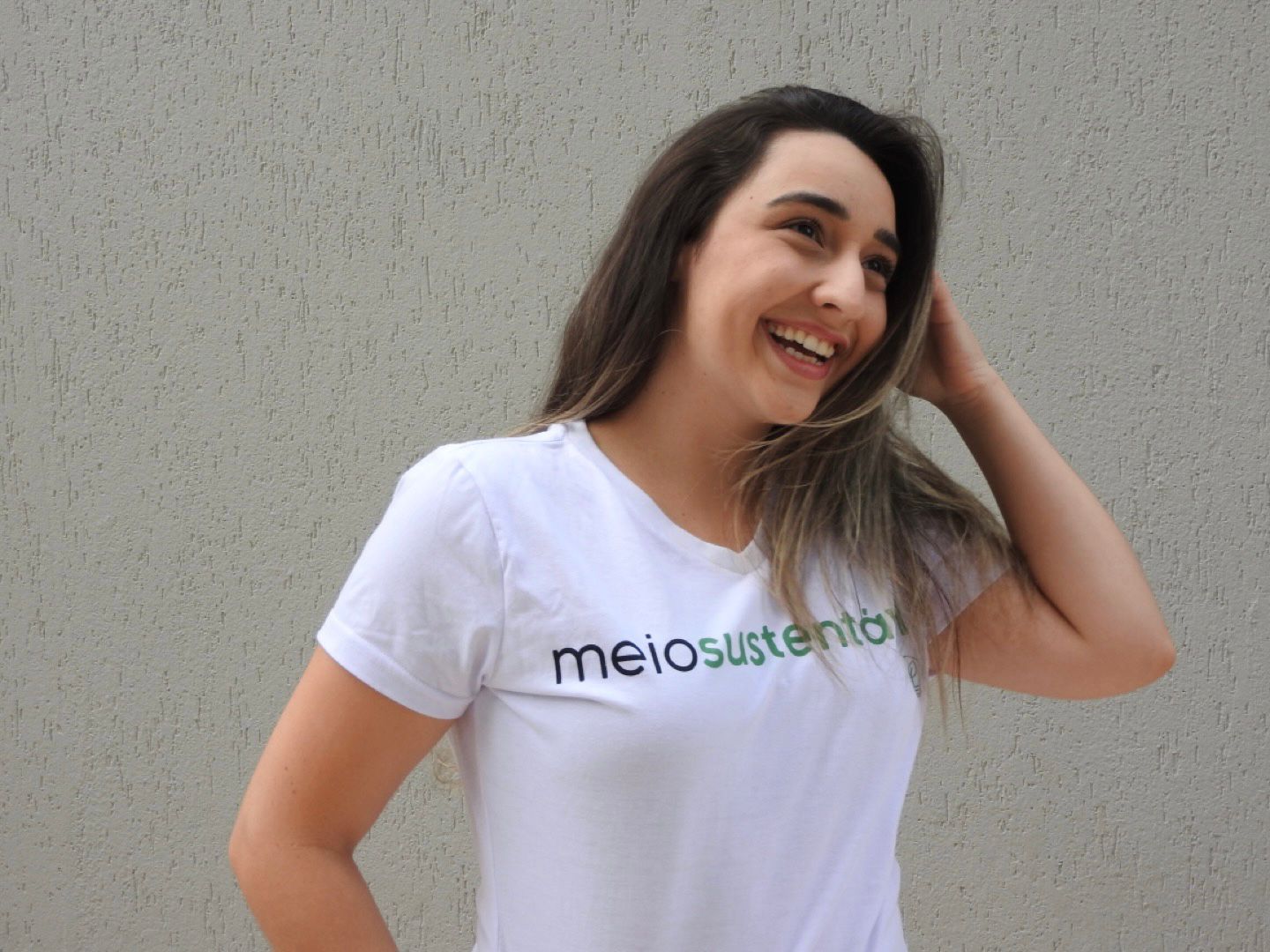 A bióloga que trocou o laboratório pelas redes sem abrir mão da ciência